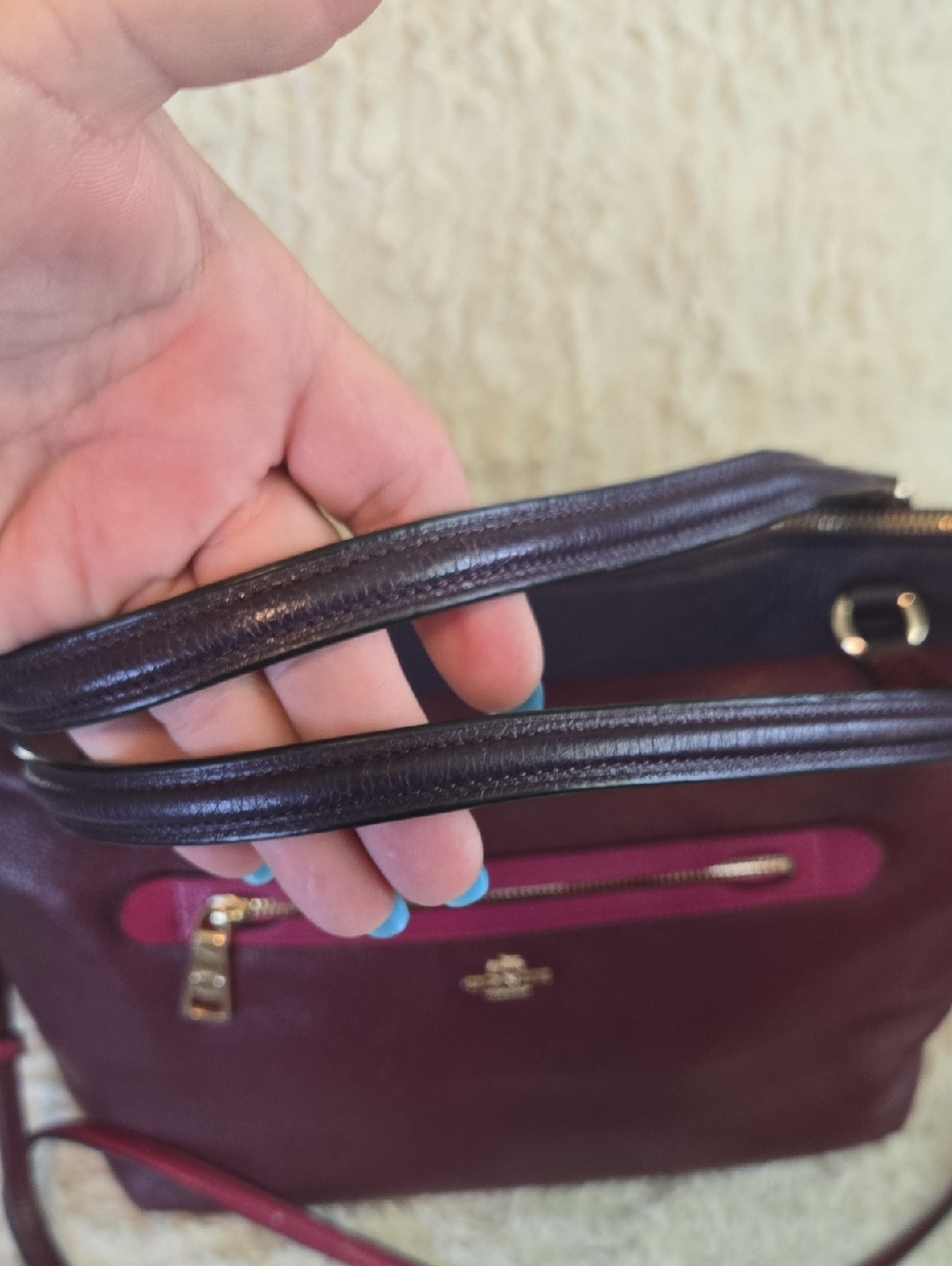COACH Burgundy Leather Tote with Gold Hardware EUC - Picture 4 of 12